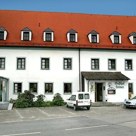 Gasthof Lerner ฟรายซิง ภายนอก รูปภาพ
